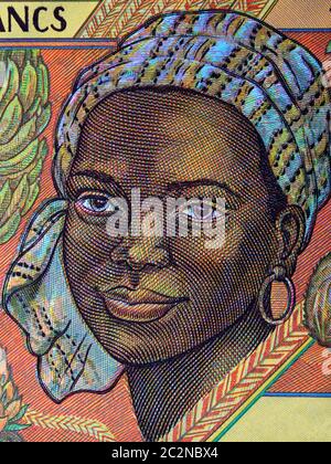 Femme africaine un portrait de l'ancien de l'argent de l'Afrique Centrale Banque D'Images