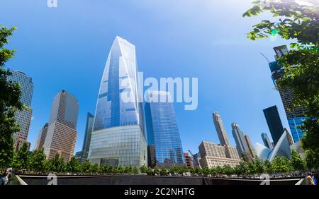 New York City, États-Unis - 09 juin 2016. Horizon de Manhattan avec Tour de la liberté et 1 World Trade Center. One World Trade Center est le troisième bâtiment le plus haut Banque D'Images