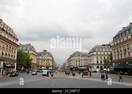 Paris, France - 17 mai 2019 : vue sur la rue de Paris depuis l'Opéra Garnier Banque D'Images