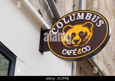 Bordeaux , Aquitaine / France - 06 14 2020 : logo Columbus Cafe & Co rond du snack-boutique du café français Banque D'Images