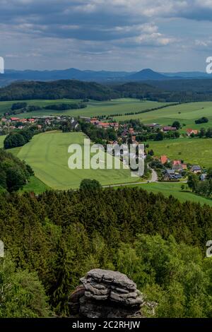 Visite d'exploration à travers la suisse saxonne sur des lieux différents - Saxe/Allemagne Banque D'Images