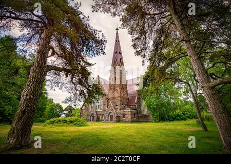 Vieille église Koiviston kirkko finlandais de Primorsk ville de Russie au coucher du soleil. Voyages en Europe. Banque D'Images