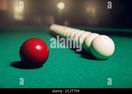 Boules de billard dans la ligne sur la table Banque D'Images