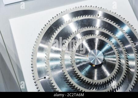 Ensemble d'outils de coupe industriels closeup Banque D'Images