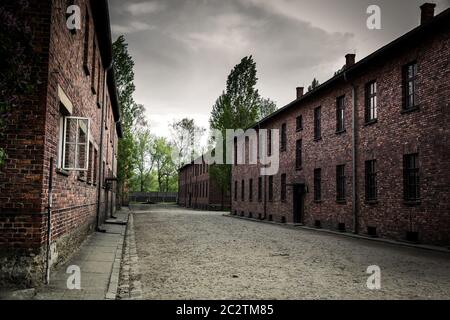Casernes sur le territoire de camp de concentration allemand d'Auschwitz II Birkenau, en Pologne. Musée des victimes du génocide nazi des juifs Banque D'Images