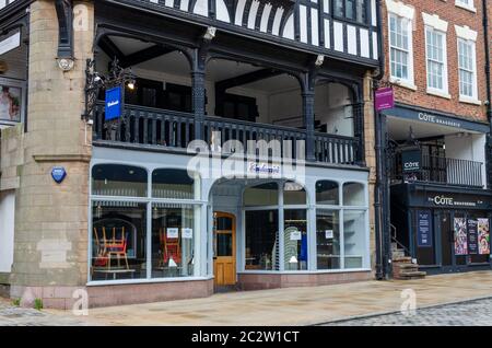 Chester, Royaume-Uni: 14 juin 2020: La succursale de Chester du restaurant italien de Carluccio a été fermée pendant toute la pandémie de Covid19. Banque D'Images