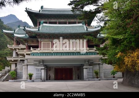 Corée du Nord, Pyongyang - 30 avril 2019 : exposition internationale de l'amitié. Musée du cadeau aux présidents Kim il Sung, Kim Jong il, Kim Jong un. Banque D'Images