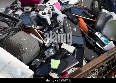 Listowel, Irlande - 19 juillet 2019 : événement de collecte de déchets électroniques pour recyclage dans la ville de Listowel, République d'Irlande Banque D'Images