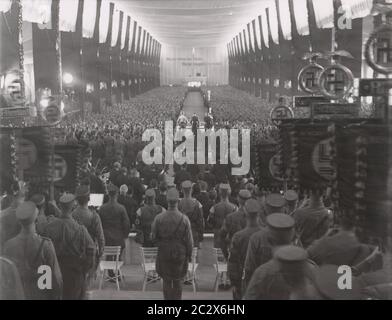 Photos du rassemblement du Parti nazi à Nuremberg 1933 - Congrès du Parti Heinrich Hoffmann photographies 1933 photographe officiel d'Adolf Hitler, et un politicien et éditeur nazi, qui était membre du cercle intime d'Hitler. Banque D'Images