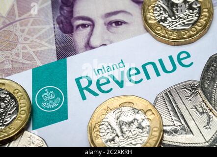 Formulaire de revenu intérieur du Royaume-Uni avec devise britannique Banque D'Images