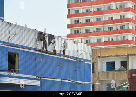 Pyongyang, Corée du Nord - 1er mai 2019 : travailleurs sur le chantier de Pyongyang. Banque D'Images