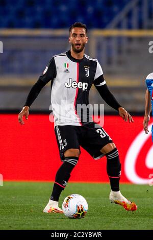 Rodrigo Bentancur Colman (Juventus) lors du match final de la coupe d'Italie italienne entre Napoli 4-2 Juventus au stade Olinpic le 17 juin 2020 à Rome, Italie. Crédit: Maurizio Borsari/AFLO/Alay Live News Banque D'Images