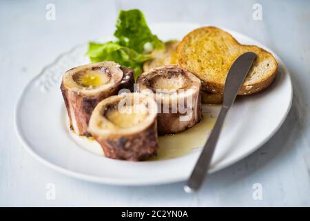 Close up of rustic french toasts de moelle Banque D'Images
