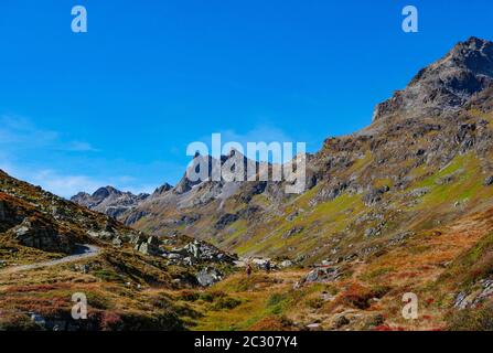 Sentier de randonnée vers le Klostertal, Silvretta Group, Bielerhoehe, Vorarlberg, Autriche Banque D'Images