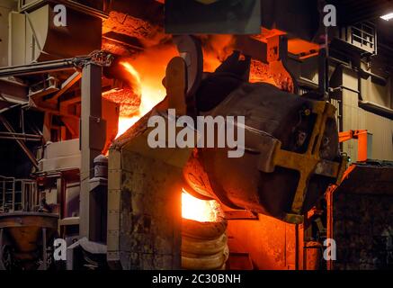 Steelworks, HKM Huettenwerke Krupp Mannesmann, Duisburg, région de la Ruhr, Rhénanie-du-Nord-Westphalie, Allemagne Banque D'Images