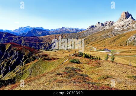 Magnifique paysage de montagne au Passo di Giau dans les Dolomites dans le sud du Tyrol Italie Banque D'Images