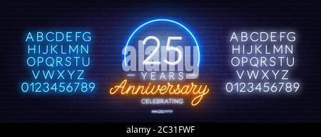 panneau néon de célébration de 25 ans sur fond sombre. Illustration de Vecteur