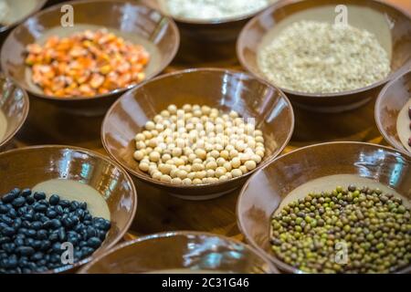 Variété de grains à vendre Banque D'Images