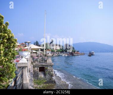 Lac majeur, bord de mer, Baveno, province de Verbano-Cusio-Ossola, région Piémont, Italie Banque D'Images