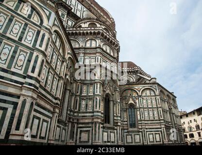 Cathédrale de Florence, cathédrale de Santa Maria del Fiore, Toscane, Italie ; l'un des sites les plus emblématiques est le Duomo avec un dôme en terre cuite. Banque D'Images