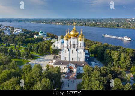 Cathédrale de l'assomption à Yaroslavl Banque D'Images