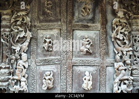 Monastère bouddhiste de Shwenandaw à Mandalay, au Myanmar Banque D'Images