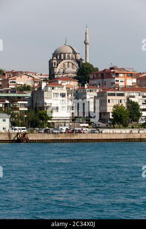 Istanbul - la croisière à travers le détroit du Bosphore Banque D'Images