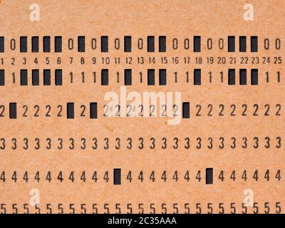 Vintage carte perforée pour le stockage de données et de programmation informatique Banque D'Images