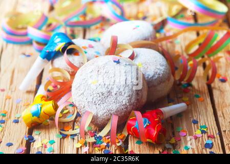 Les beignets pour le carnaval On A Wooden Background Banque D'Images