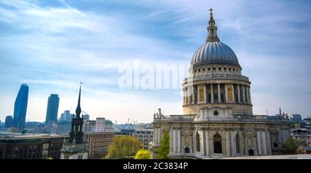 Cathédrale Saint-Paul, dans le centre de Londres, Royaume-Uni Banque D'Images