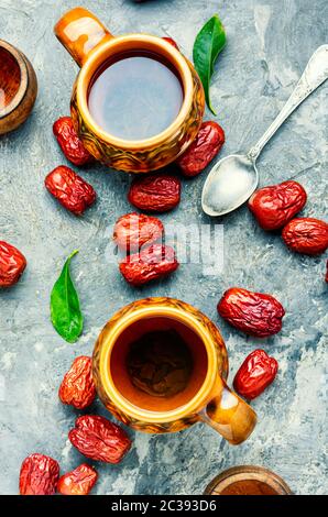 Plateau de unabi ou jujube.phytothérapie.La médecine traditionnelle chinoise. Banque D'Images