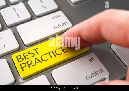 Concept de pratique exemplaire - clavier moderne avec touche. Homme doigt appuyant sur le clavier de la meilleure pratique sur le clavier modernisé. Meilleure pratique - clavier d'ordinateur K Banque D'Images