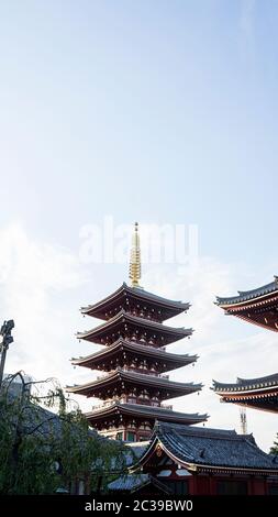 Senso ji pagode rouge culture architecture tour Banque D'Images