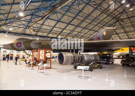 Le bombardier Avro Vulcan numéro XL318 / AVRO VULCAN B MK.2 XL318/8733M exposé au RAF Royal Air Force Museum, Hendon Londres (117) Banque D'Images