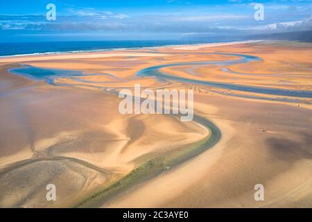 Vue aérienne de la plage de Raudasandur les fjords de l'ouest de l'Islande Banque D'Images