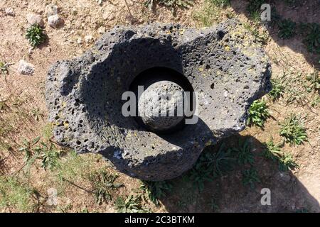 Ausgrabungsstätte der Antike Ayios Trias Basilique mit wunderbaren, Bodenmosaiken Sipahi, France - Nordzypern Banque D'Images