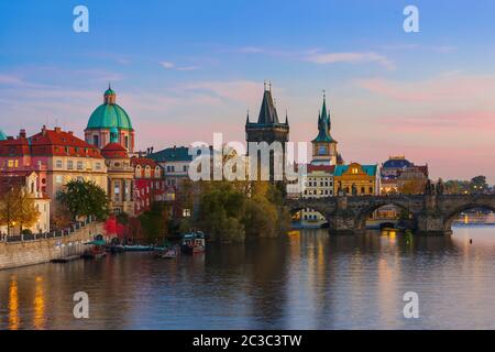 Le pont Charles de Prague - République Tchèque Banque D'Images