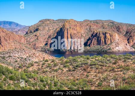 Une vue magnifique sur le paysage naturel d'Apache Junction, Arizona Banque D'Images