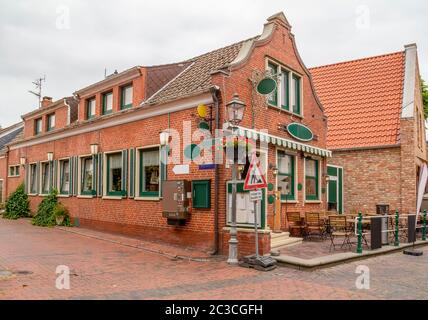 Paysage idyllique de Greetsiel, un village idyllique situé dans la Frise orientale, dans le Nord de l'Allemagne Banque D'Images