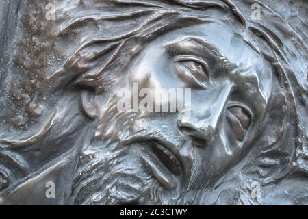 Bas-relief de Jésus couronné d'épines Banque D'Images