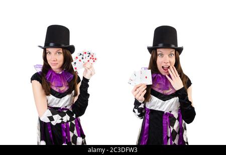 Jolie fille en costume de bouffon avec cartes isolated on white Banque D'Images