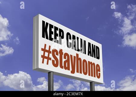 Hashtag #stayhome sur le grand panneau publicitaire Banque D'Images