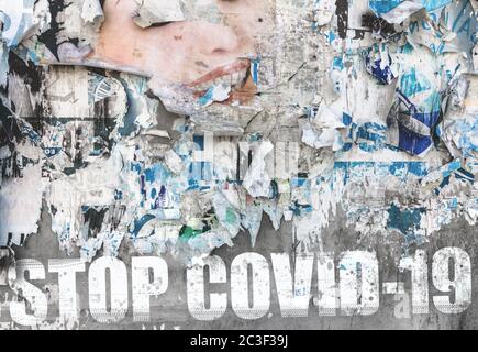 Message Arrêter le coronavirus sur les anciennes affiches déchirées Banque D'Images