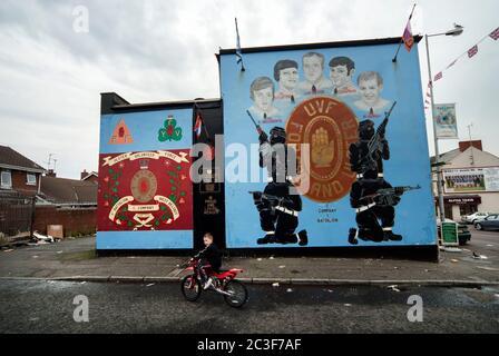 Peintures murales politiques / Belfast / 18/07/2020 Banque D'Images