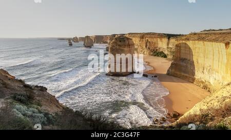 douze apôtres au coucher du soleil dans le parc national de port campbell, victoria Banque D'Images