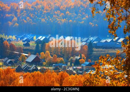 Xinjiang kanas acaroid les paysages des villages Banque D'Images
