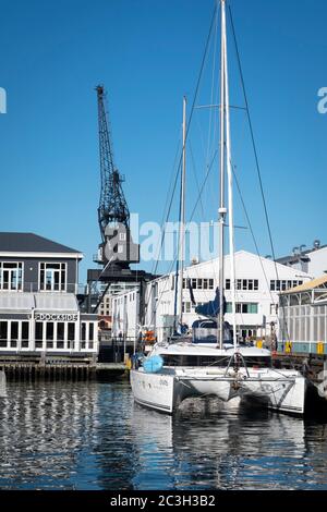 Bateaux dans le port de Queens Wharf, port de Wellington, Île du Nord, Nouvelle-Zélande Banque D'Images