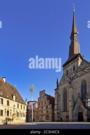 Hôtel de ville, Stadtwaage et église Saint-Marien, Markt, Osnabrueck, Basse-Saxe, Allemagne, Europe Banque D'Images