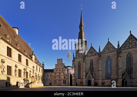 Hôtel de ville, Stadtwaage et église Saint-Marien, Markt, Osnabrueck, Basse-Saxe, Allemagne, Europe Banque D'Images