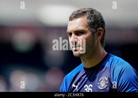 Luton, Bedfordshire, Royaume-Uni. 20 juin 2020. James Shea de Luton Town pendant le match de championnat Sky Bet entre Luton Town et Preston North End à Kenilworth Road, Luton, Angleterre. Photo de David Horn. Crédit : images Prime Media/Alamy Live News Banque D'Images